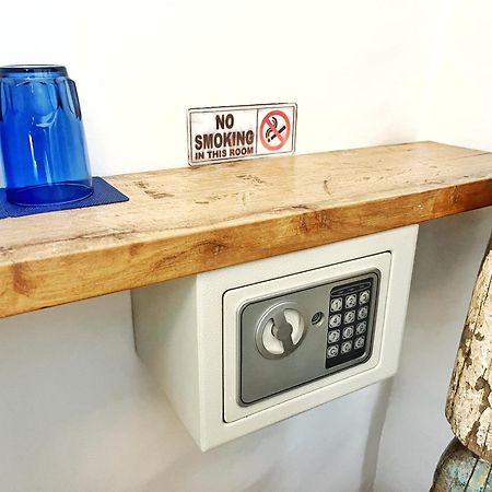 Lugar Bonito Hotel Balabag  Eksteriør billede