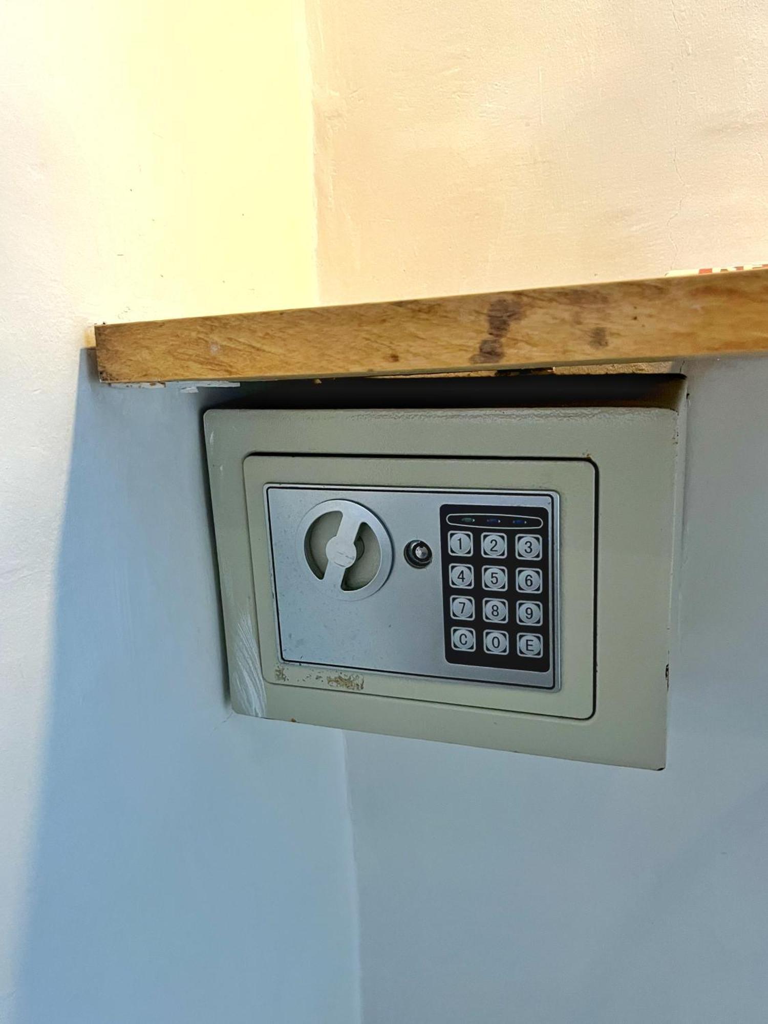 Lugar Bonito Hotel Balabag  Eksteriør billede