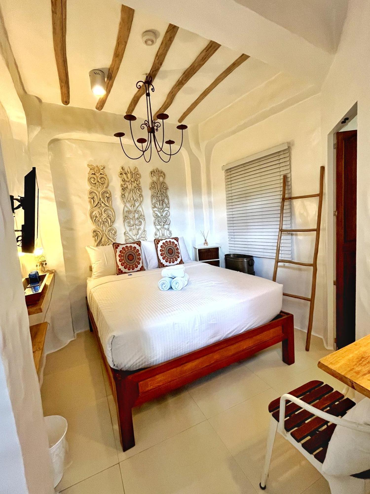 Lugar Bonito Hotel Balabag  Eksteriør billede